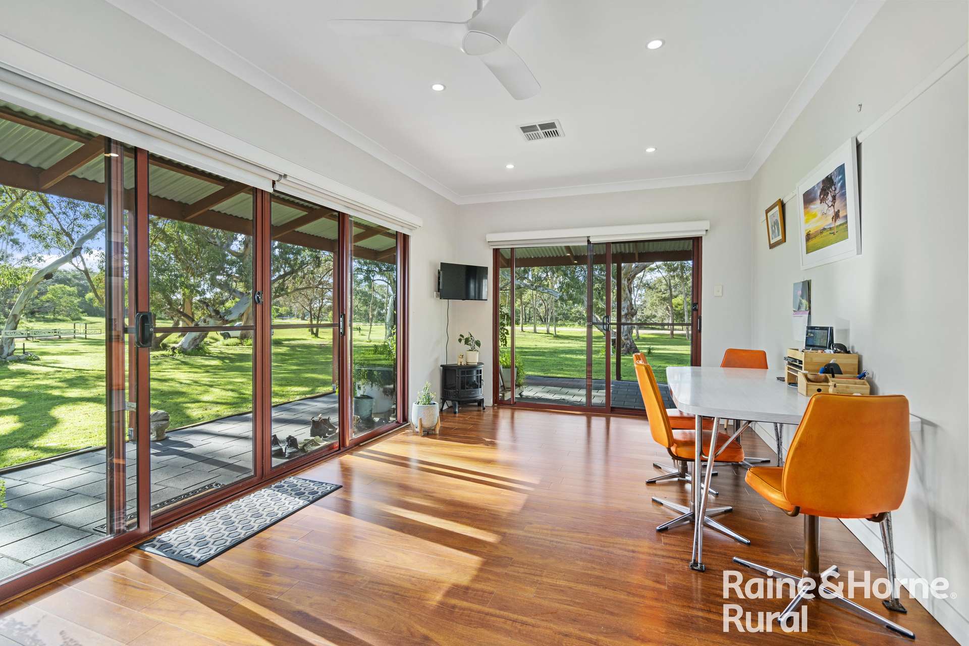 555 Mail Bridge Road, Reedy Creek For Sale by Farmbuy.com - image 9