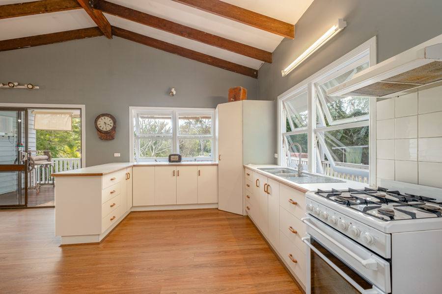 1611 Sandy Creek Road, Downsfield For Sale by Farmbuy.com - image 6