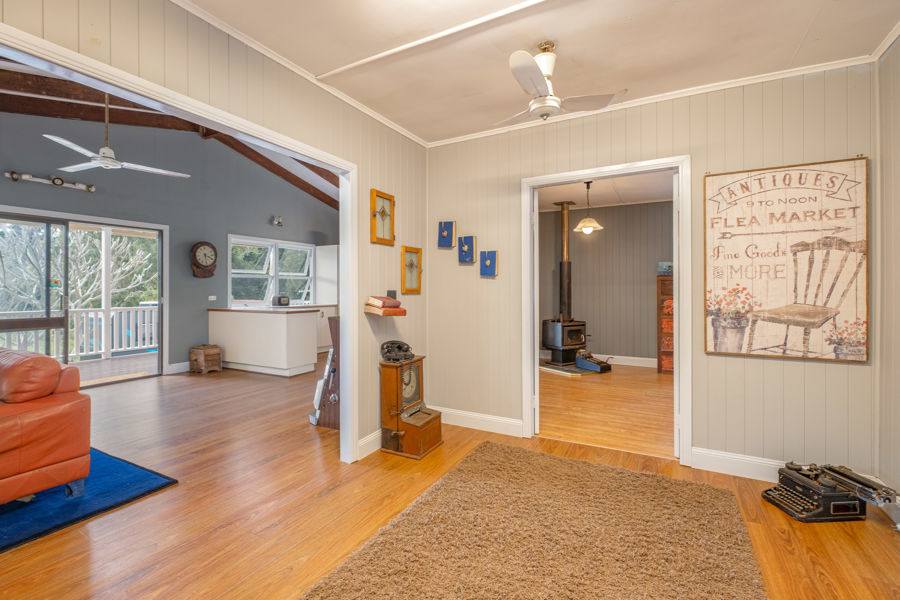1611 Sandy Creek Road, Downsfield For Sale by Farmbuy.com - image 7