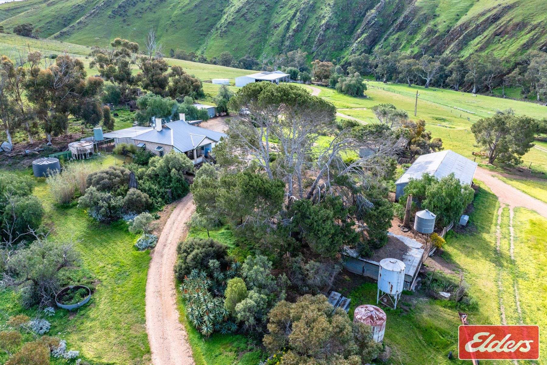 997 Three Chain Road, Cambrai For Sale by Farmbuy.com - image 4