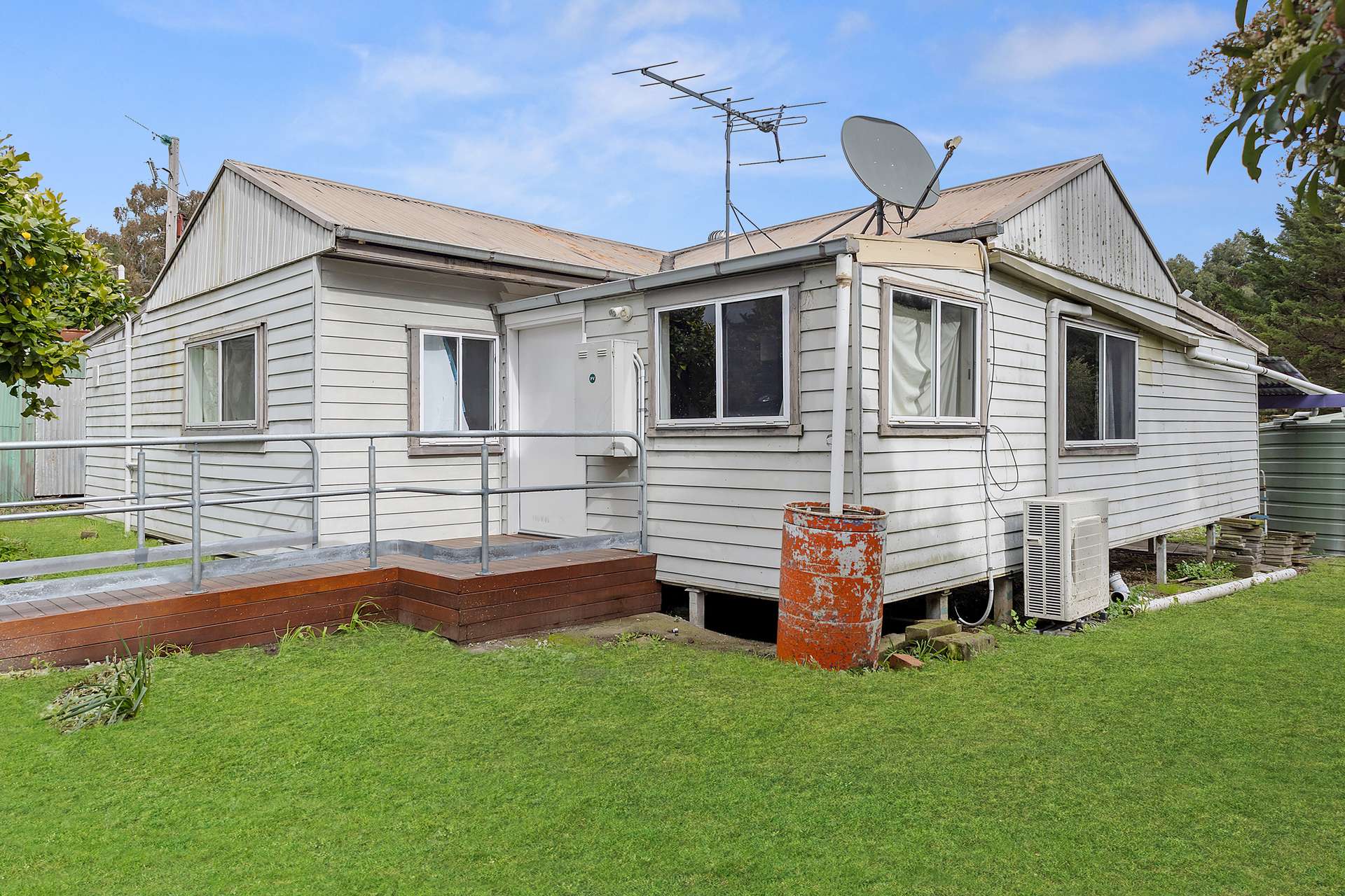 73 Chetwynd Tip Road, Chetwynd For Sale by Farmbuy.com - image 9