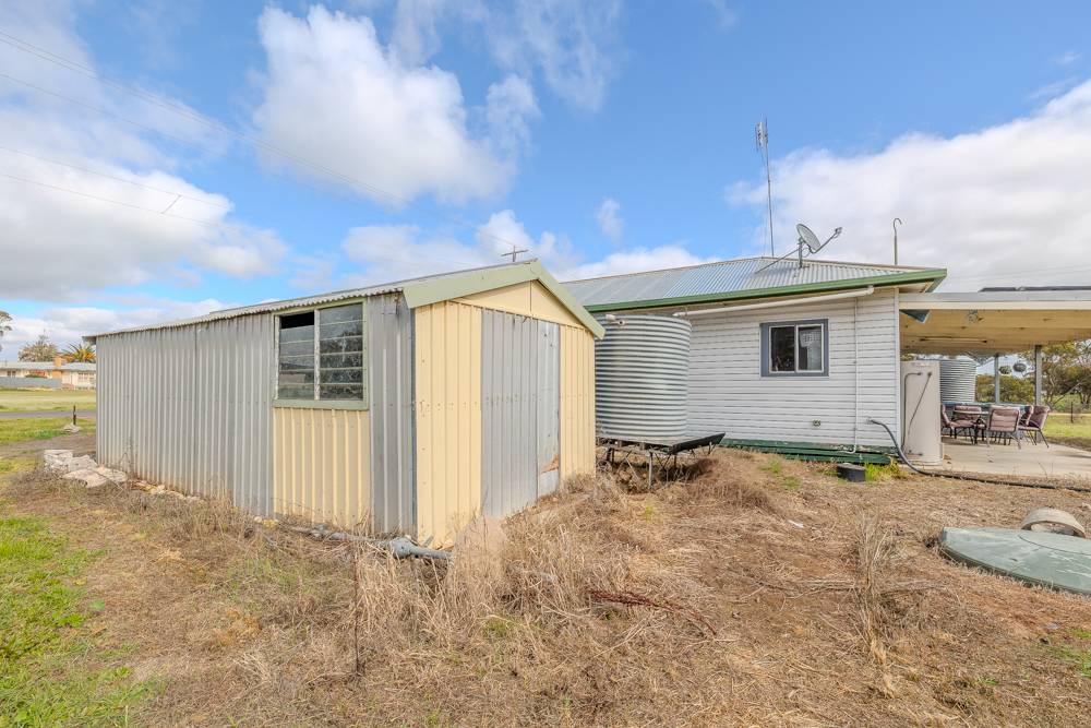 5-7 & 9 Goudie Street, Speed For Sale by Farmbuy.com - image 14