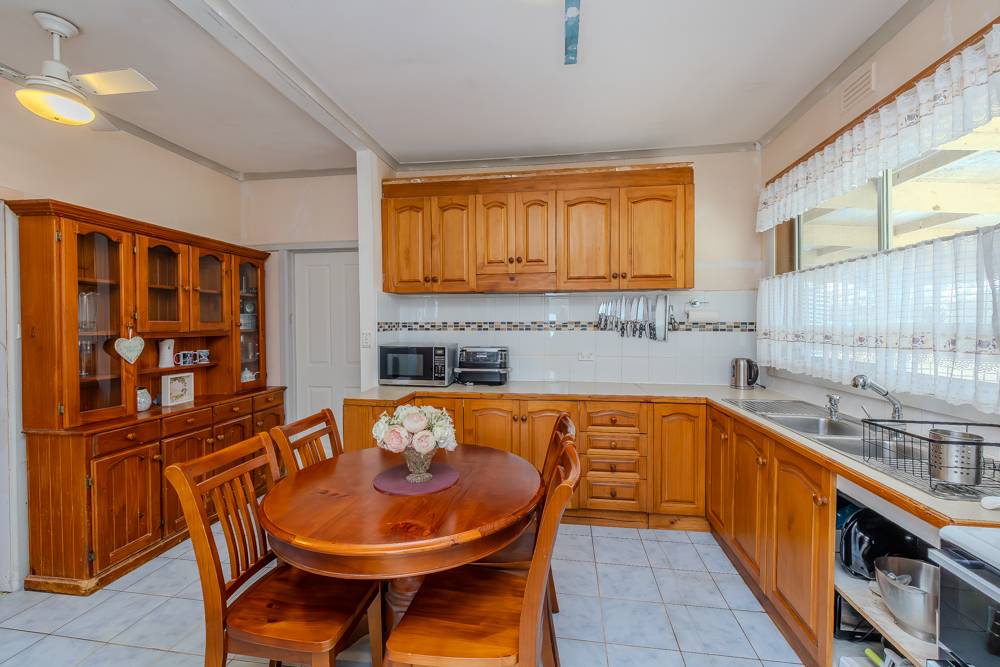 5-7 & 9 Goudie Street, Speed For Sale by Farmbuy.com - image 6