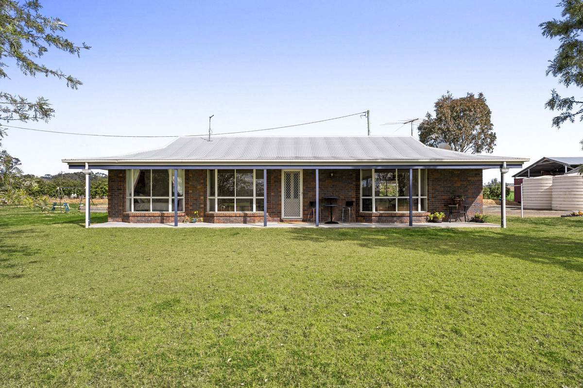 78 Cudmore Road, Cambooya For Sale by Farmbuy.com - image 2