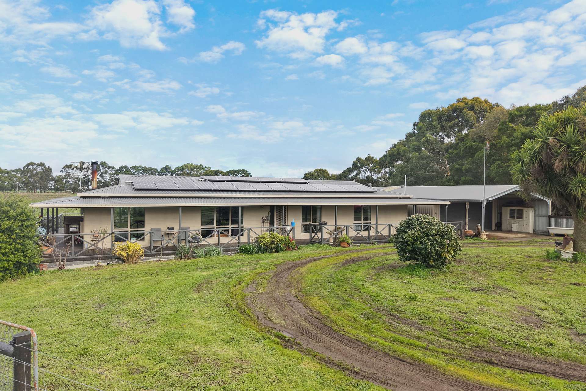 245 Gribbles Road, Jancourt East For Sale by Farmbuy.com - image 2
