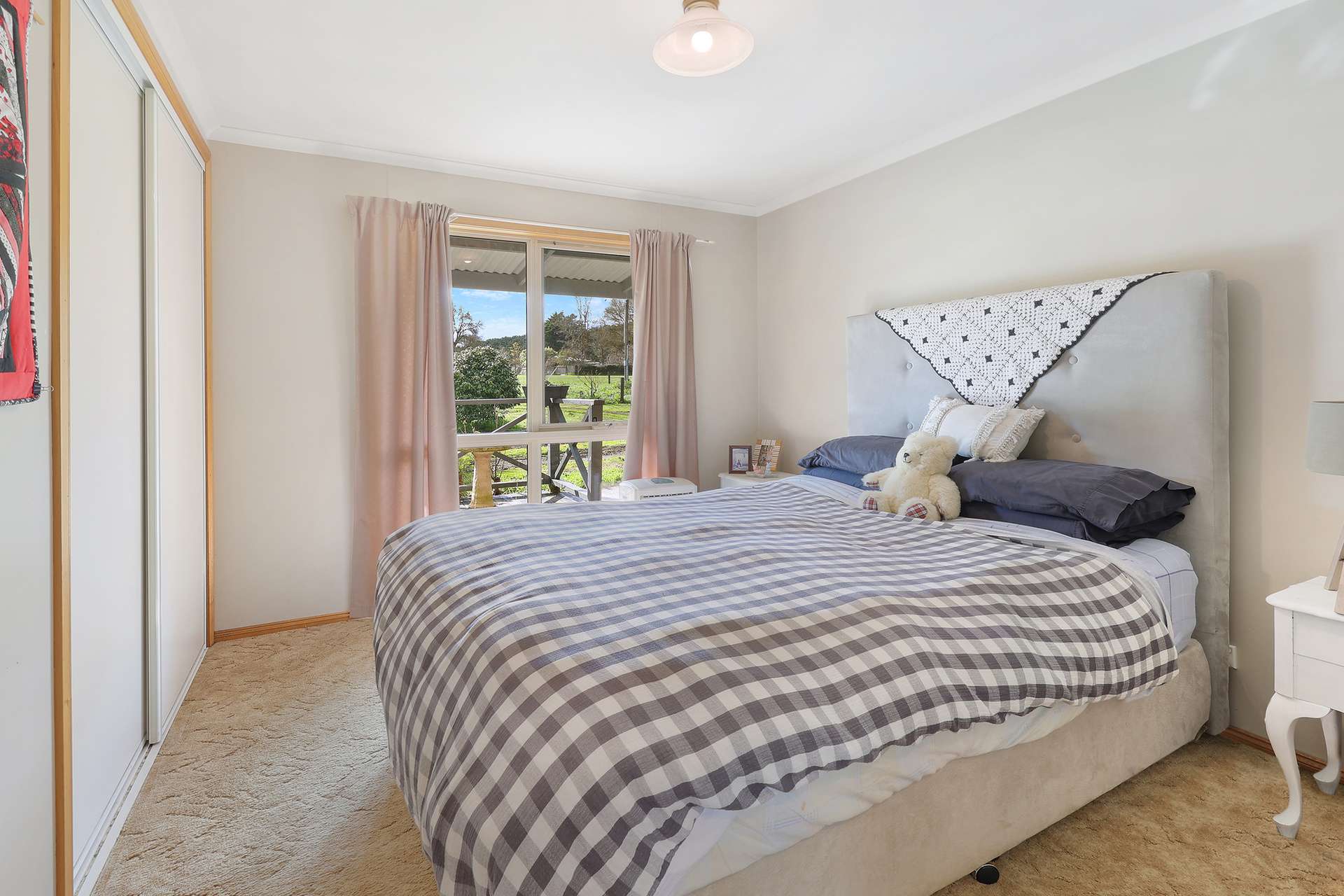245 Gribbles Road, Jancourt East For Sale by Farmbuy.com - image 9