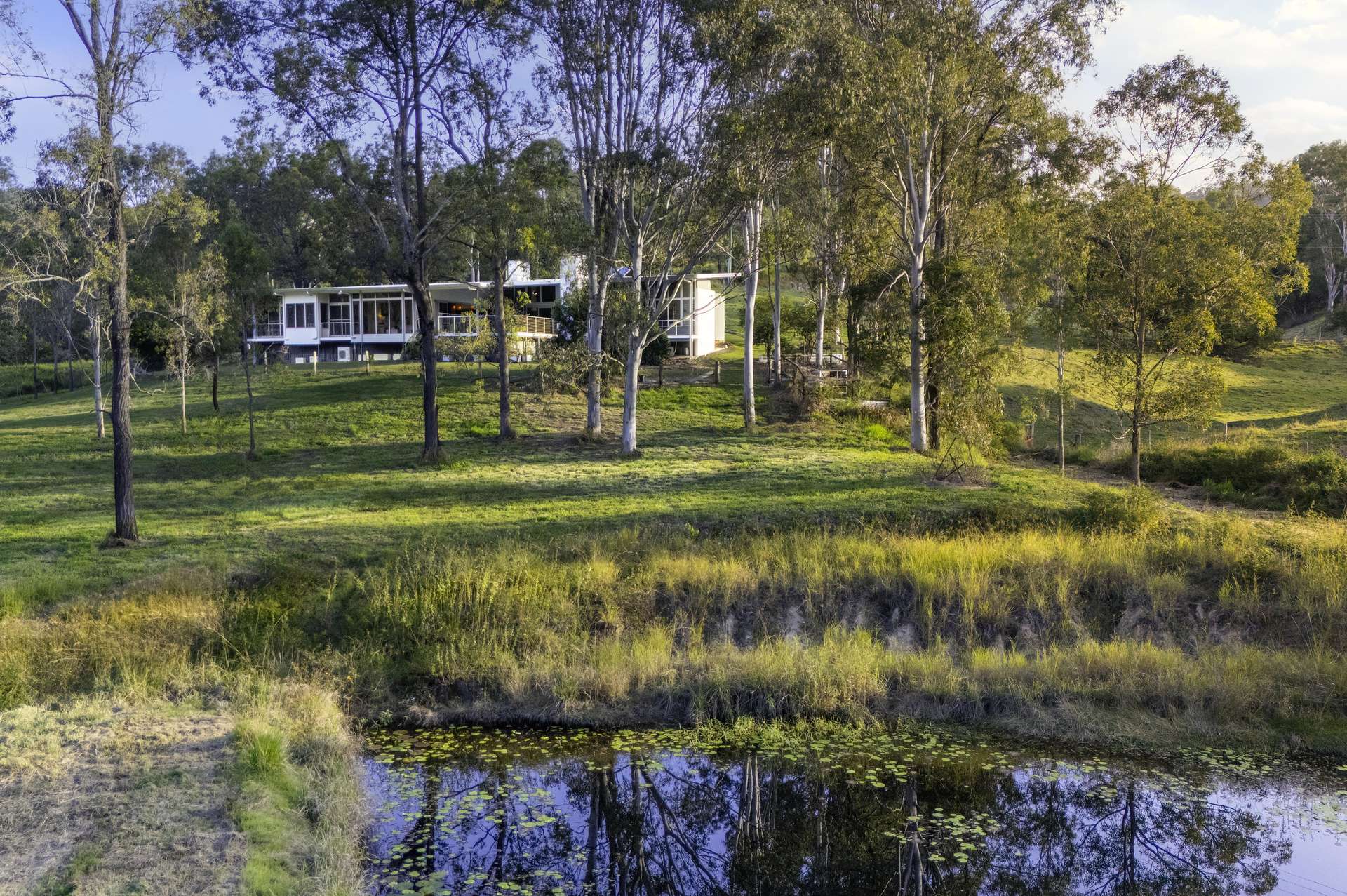 102 Oatlands Court, Wights Mountain For Sale by Farmbuy.com - image 1