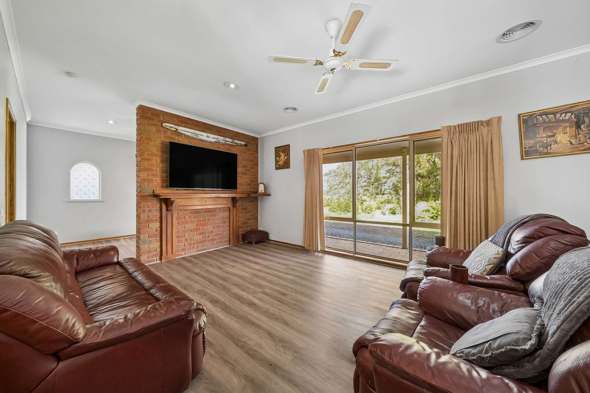 115 Lancaster-Mooroopna Road, Lancaster For Sale by Farmbuy.com - image 7