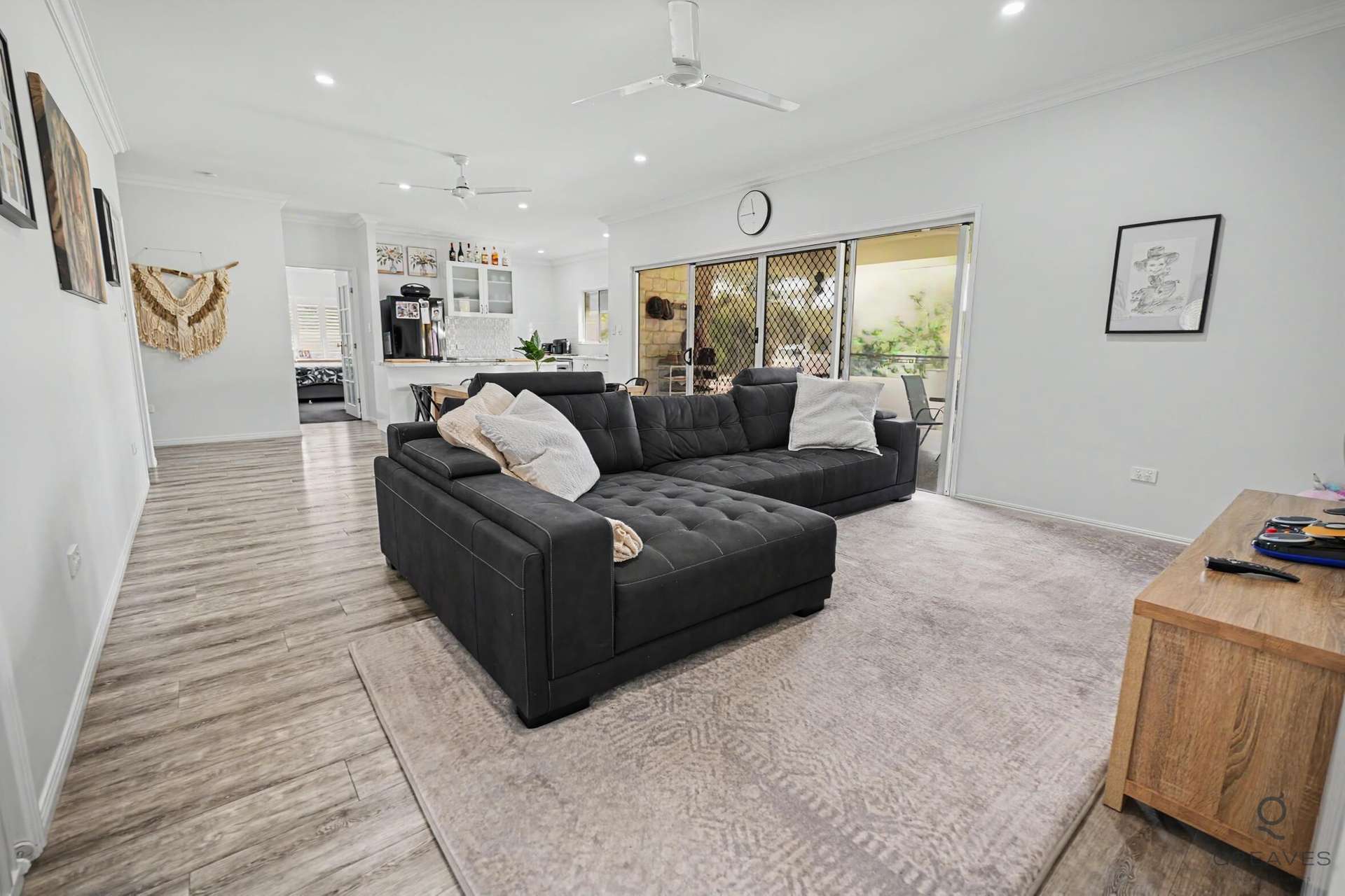 5 Oak Avenue, Coonarr For Sale by Farmbuy.com - image 9