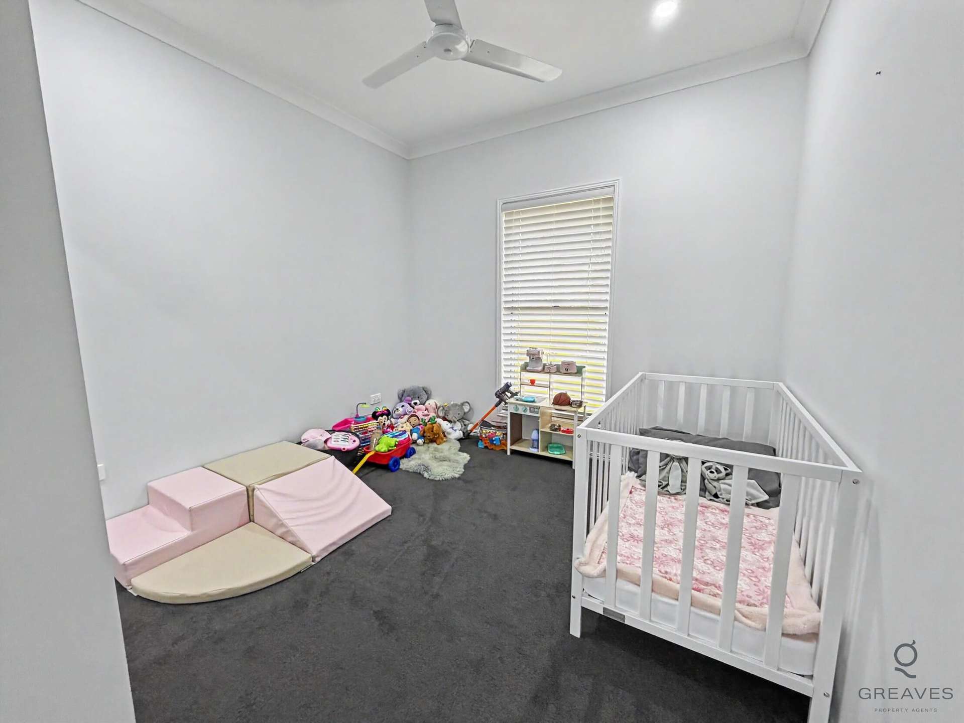 5 Oak Avenue, Coonarr For Sale by Farmbuy.com - image 17