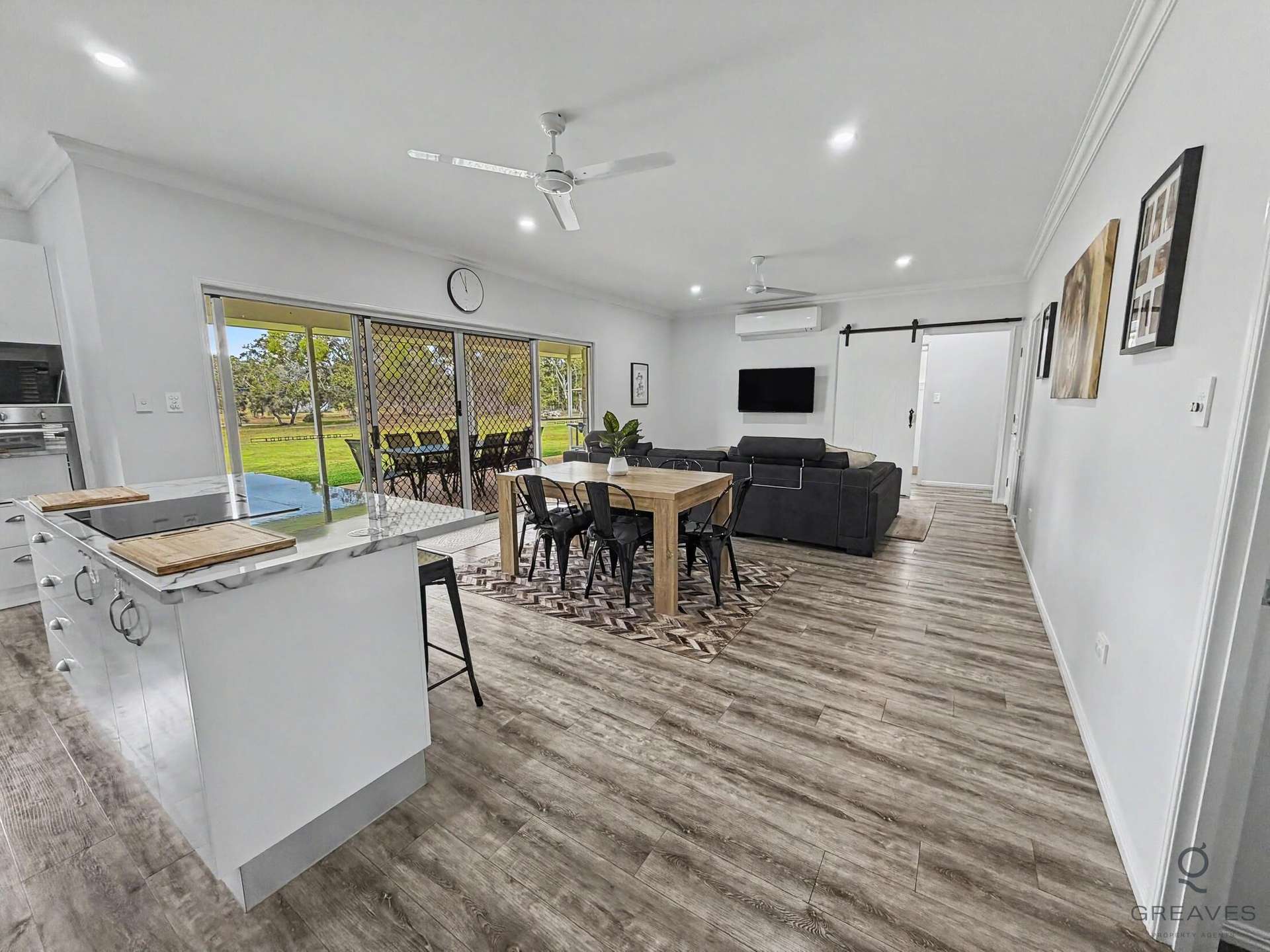 5 Oak Avenue, Coonarr For Sale by Farmbuy.com - image 7