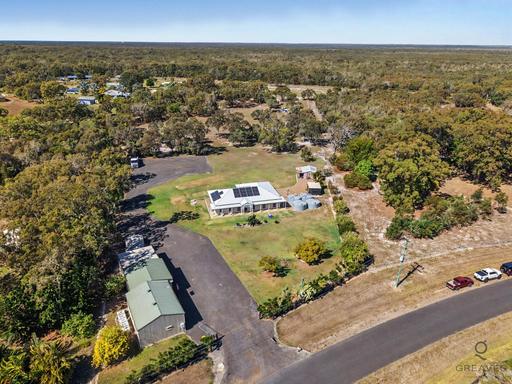 5 Oak Avenue, Coonarr QLD 4670