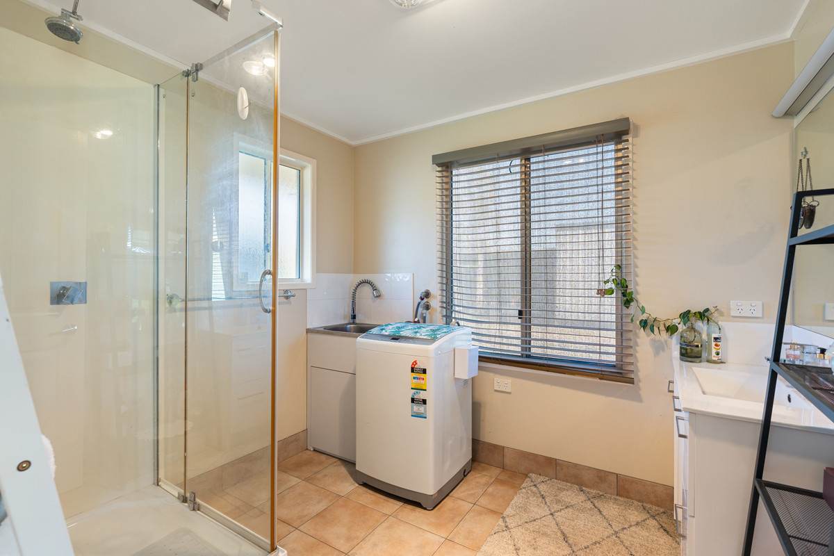 38 Hall Road, Forest Springs For Sale by Farmbuy.com - image 22