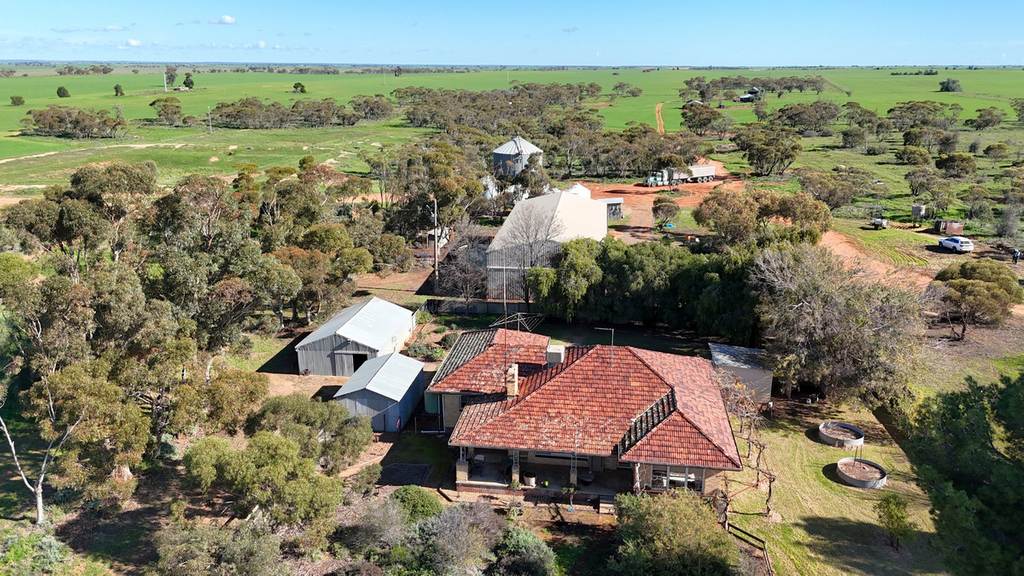 'Wayside' 614 Werrimull North Road, Werrimull VIC 3496