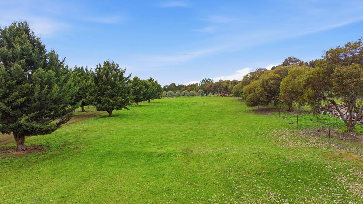 115 Wild Cherry Road, Lockwood South For Sale by Farmbuy.com - image 3