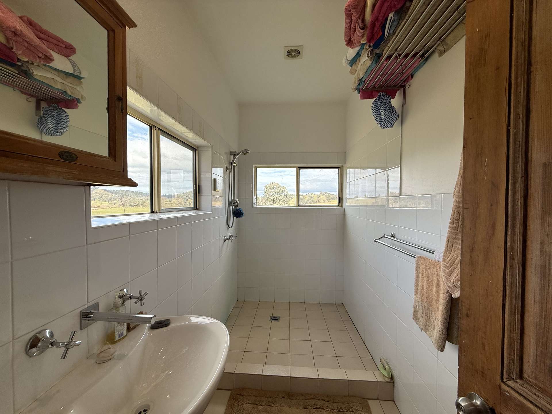 2974 Taylors Flat Road, Reids Flat For Sale by Farmbuy.com - image 3