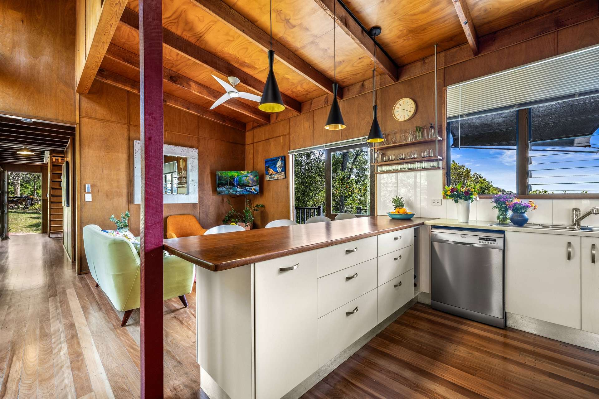 895 Hunchy Road, Hunchy For Sale by Farmbuy.com - image 10