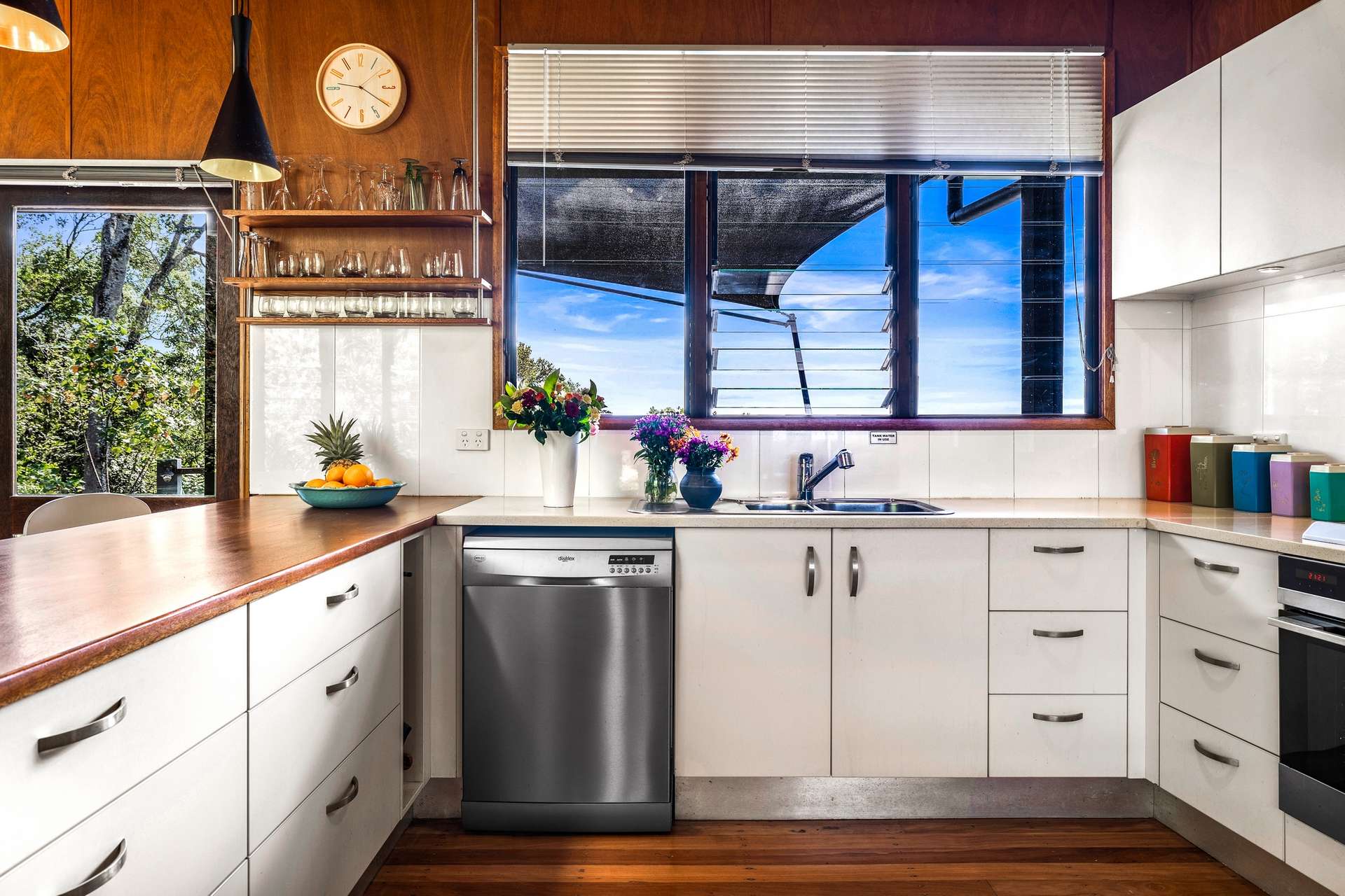 895 Hunchy Road, Hunchy For Sale by Farmbuy.com - image 9