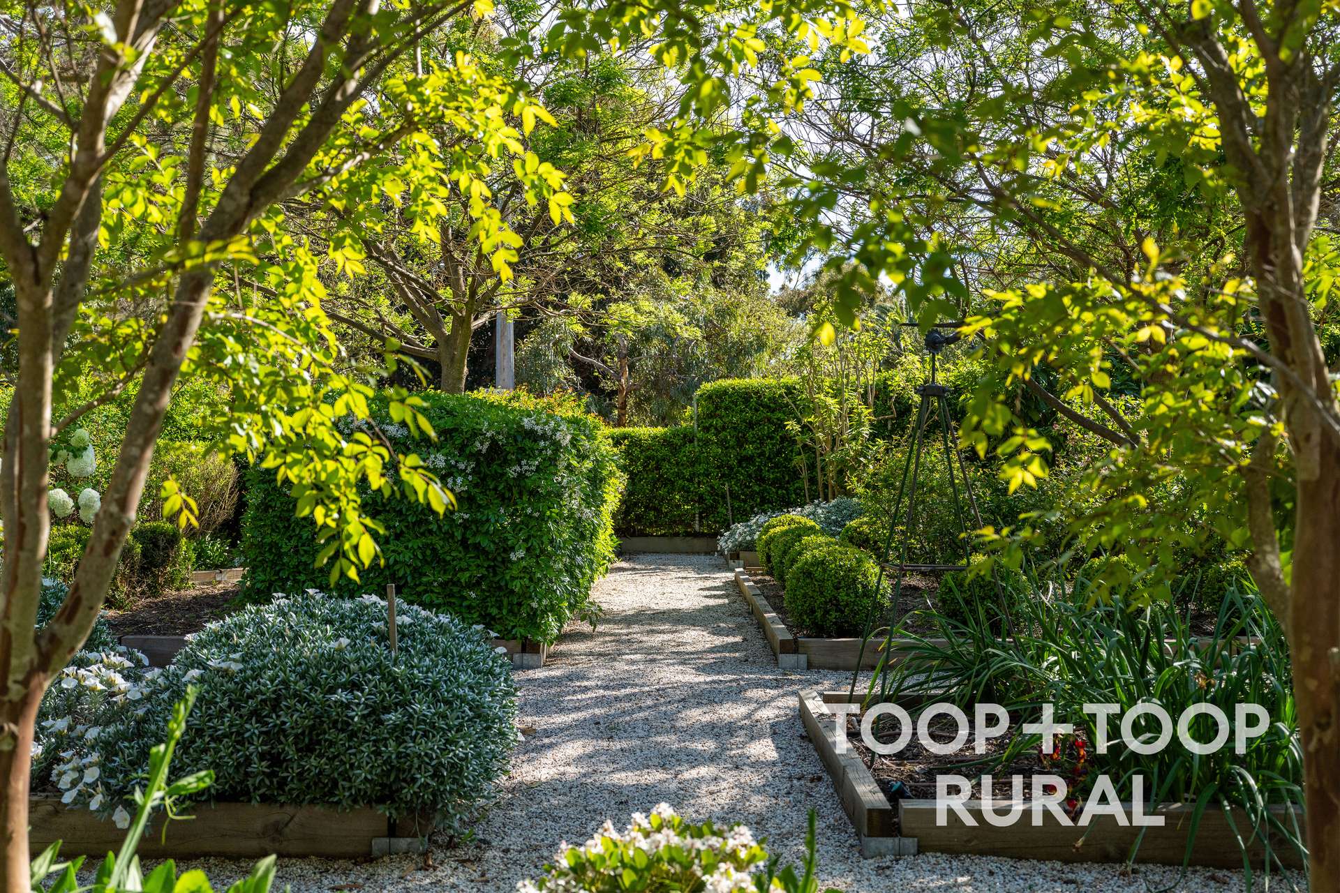 12 Willow Drive, Kapunda For Sale by Farmbuy.com - image 27