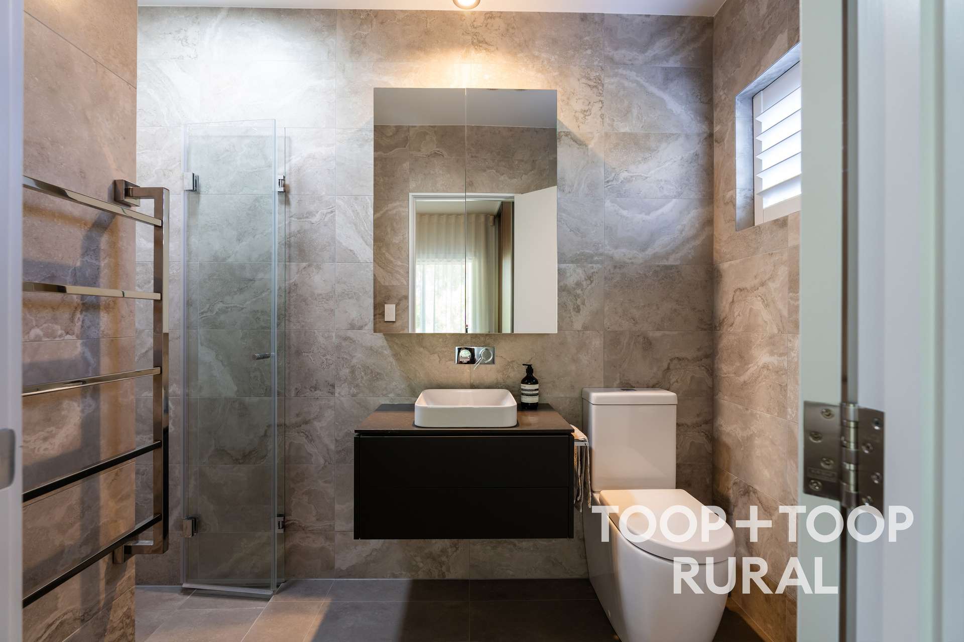 12 Willow Drive, Kapunda For Sale by Farmbuy.com - image 13