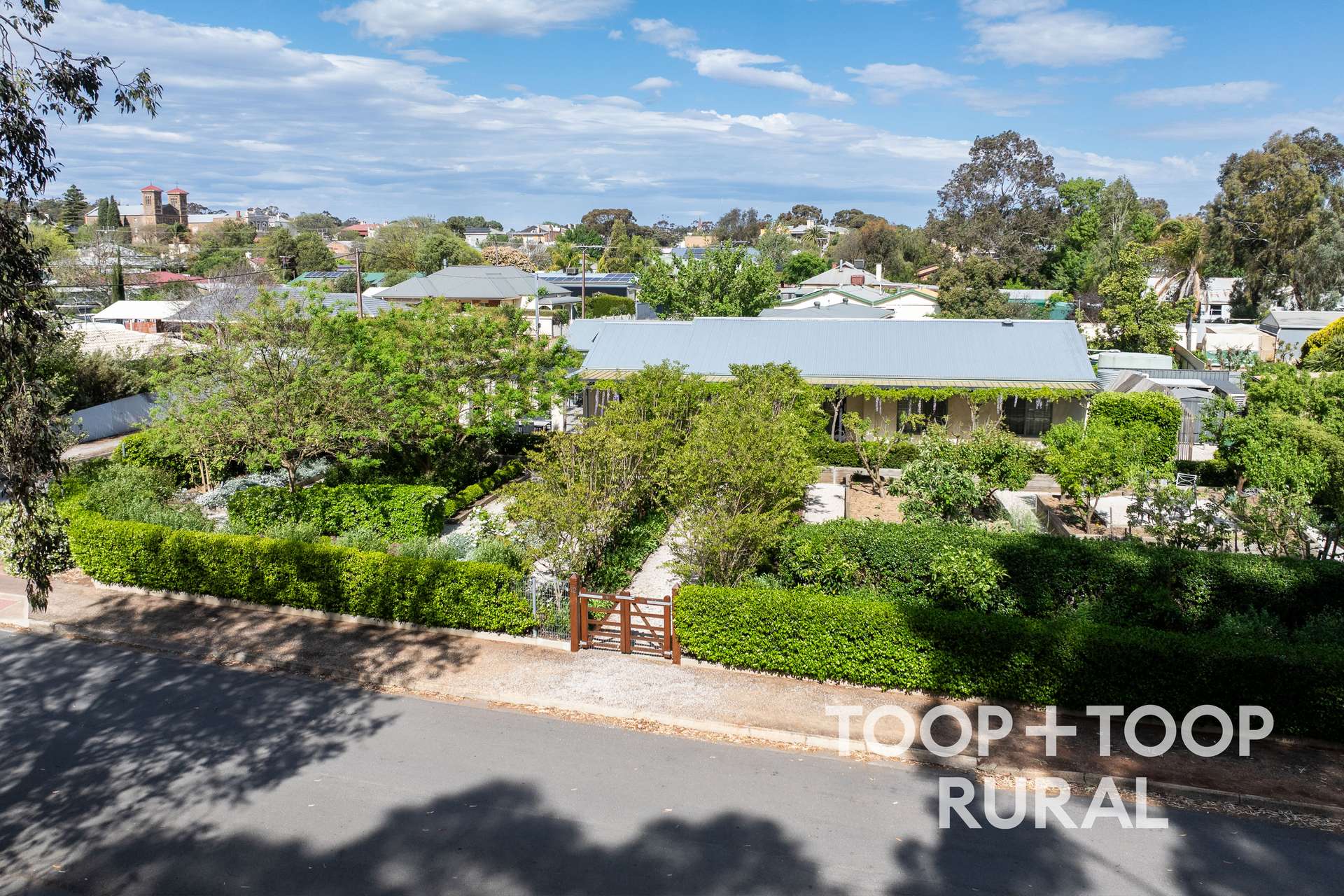 12 Willow Drive, Kapunda For Sale by Farmbuy.com - image 30