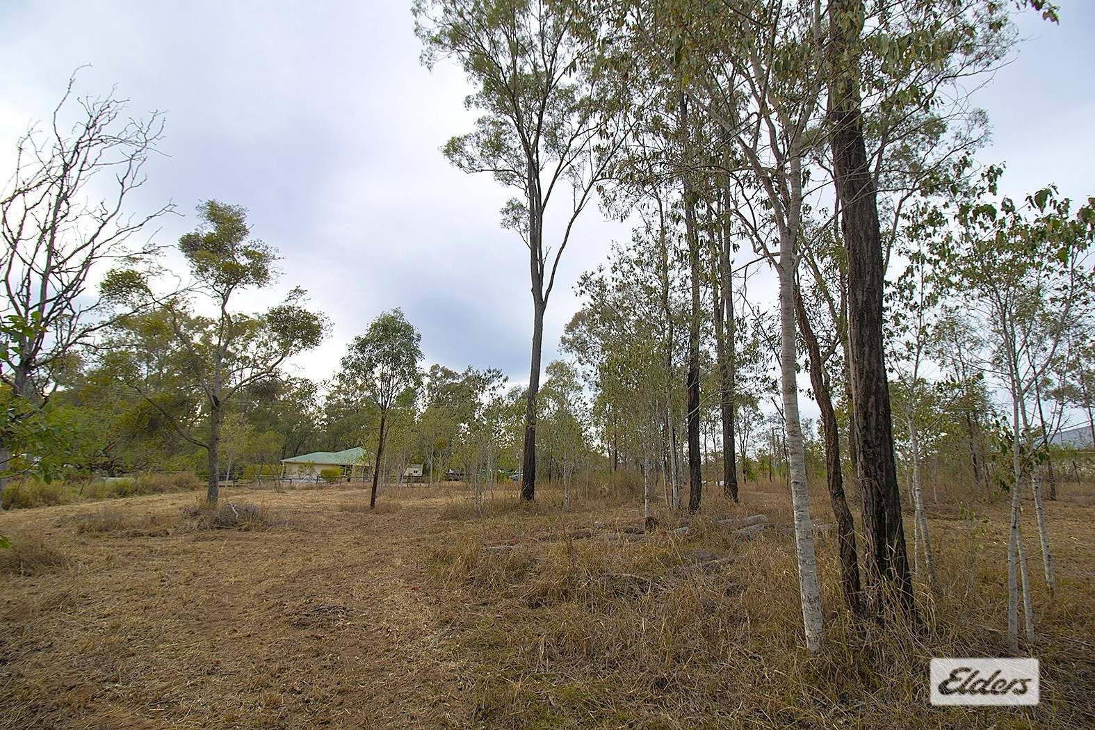 2 Michael Road, Laidley Heights For Sale by Farmbuy.com - image 5