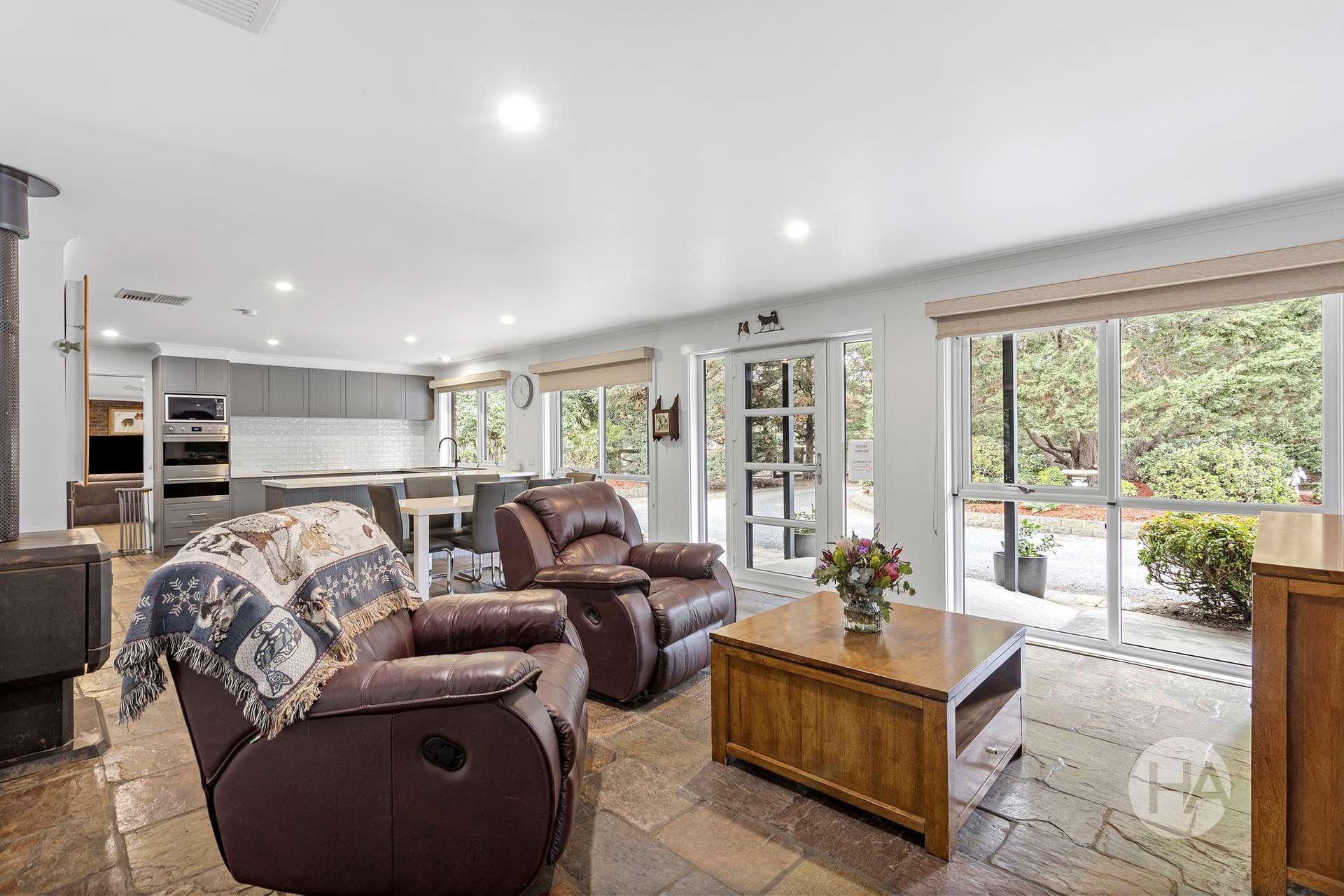 3 Martin Street, Pearcedale For Sale by Farmbuy.com - image 3