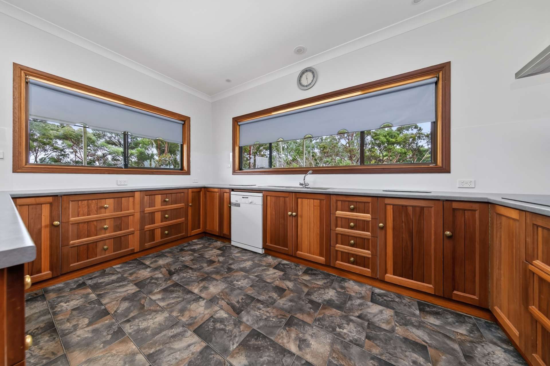 'Cairndale' Dukes Highway, Keith Auction by Farmbuy.com - image 29