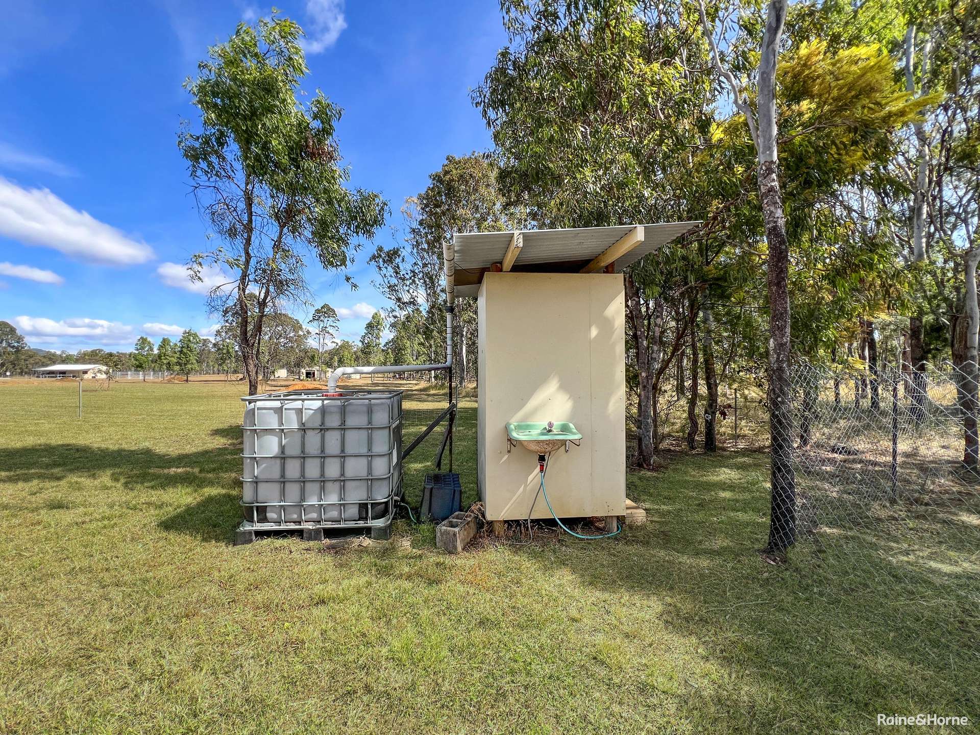 132 Gordon Earl Drive, Millstream For Sale by Farmbuy.com - image 12