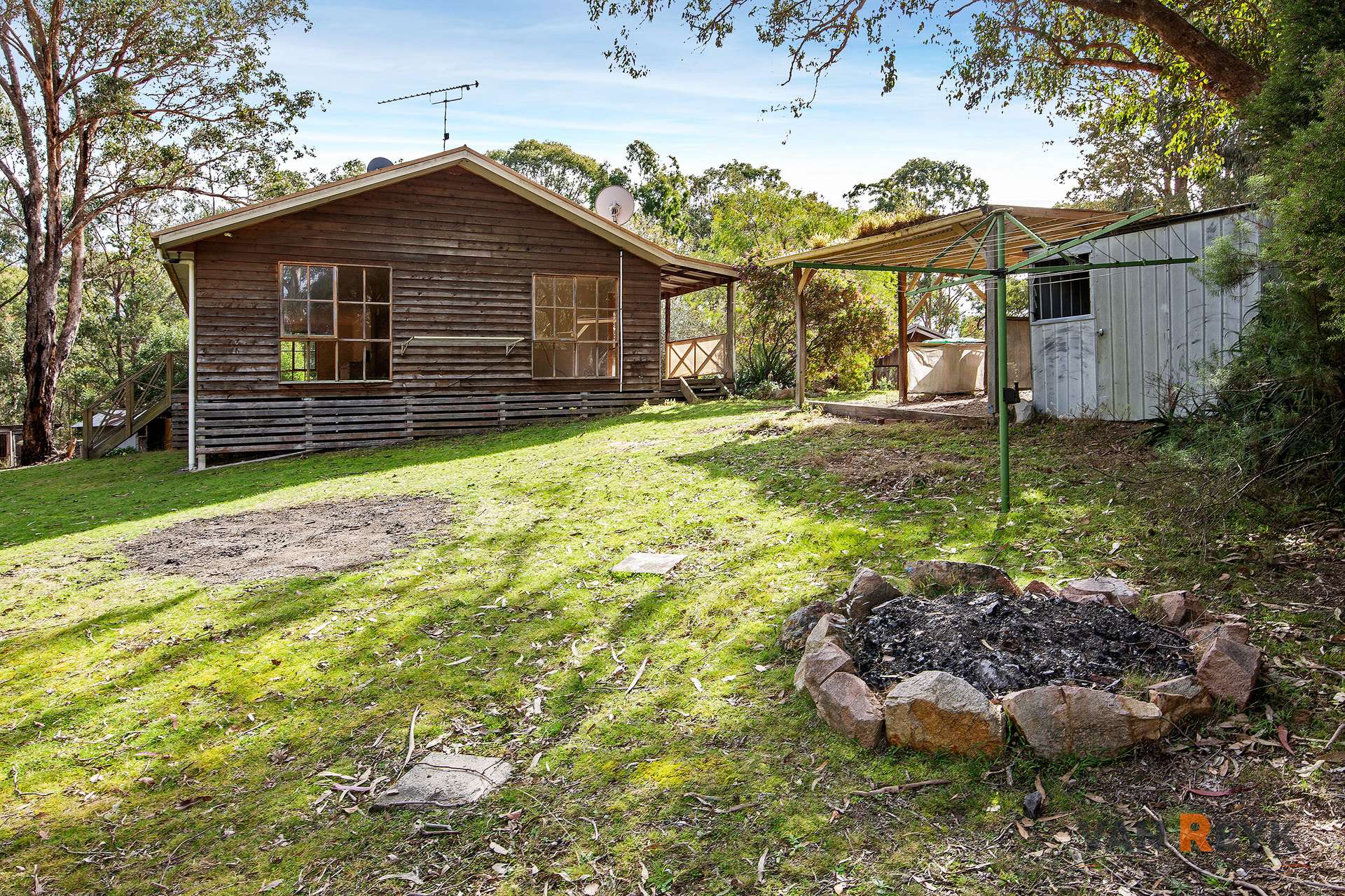 195 Waterholes Road, Granite Rock For Sale by Farmbuy.com - image 9
