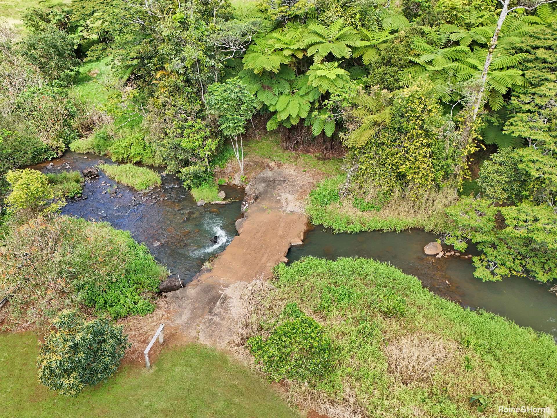 524 Theresa Creek Road, Millaa Millaa For Sale by Farmbuy.com - image 2