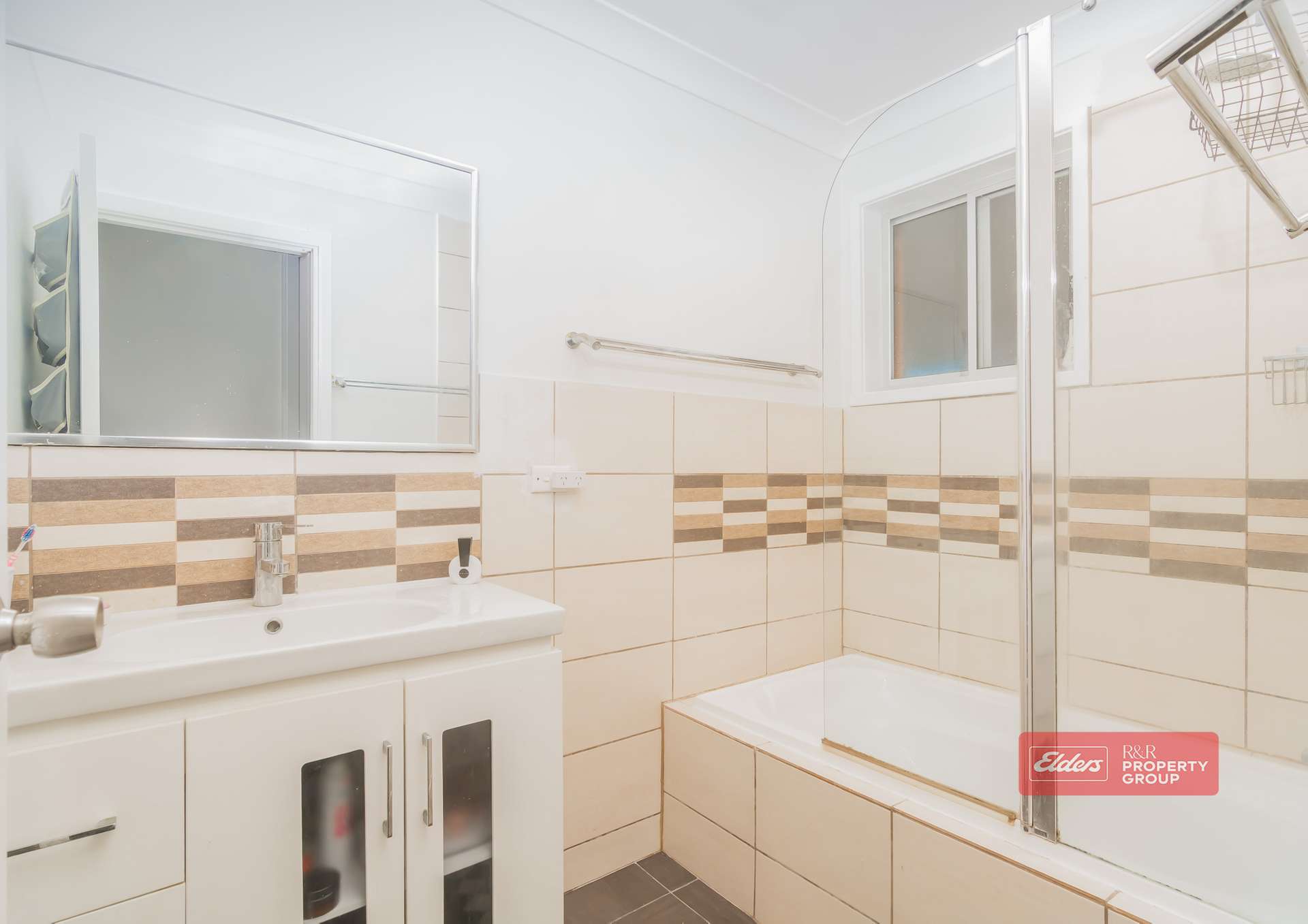 13 William Street, Stratford For Sale by Farmbuy.com - image 9