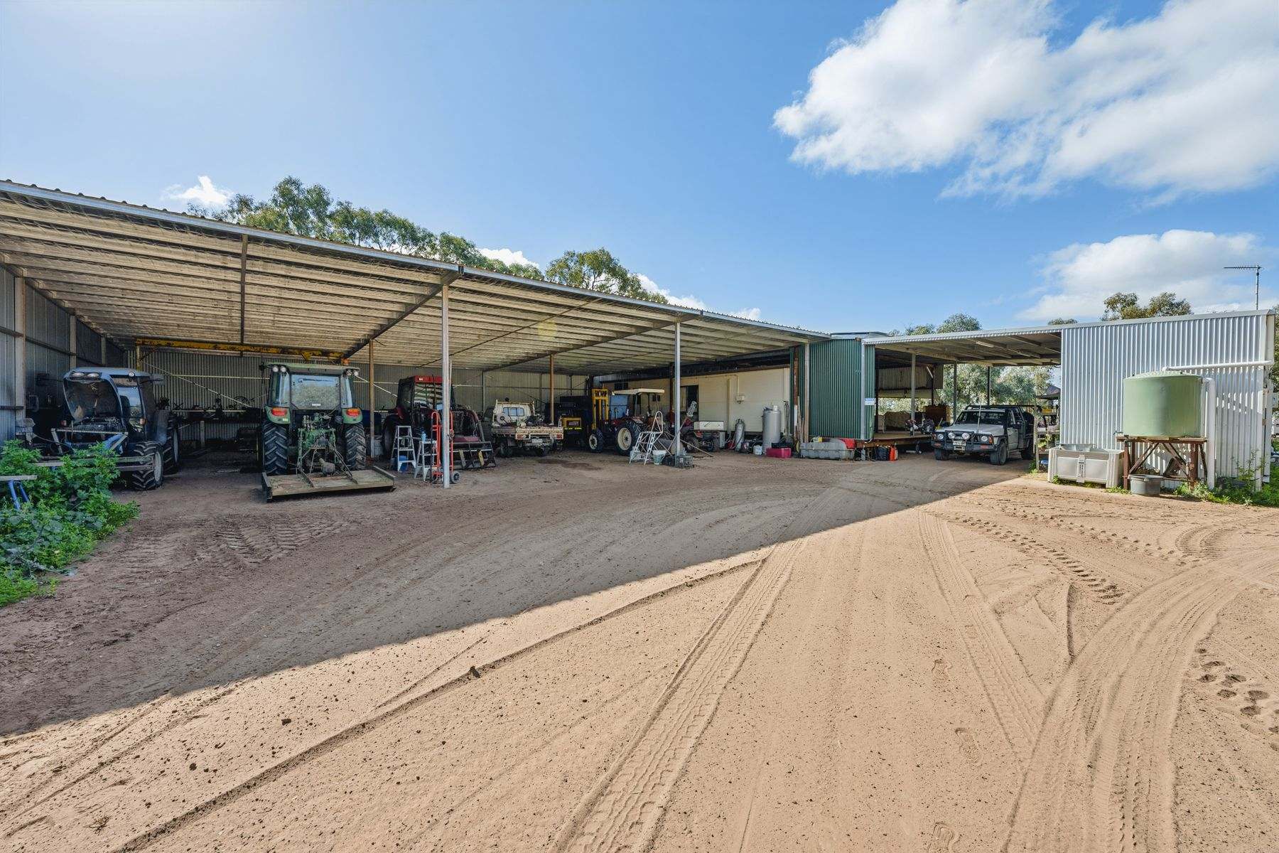 540 Stewart Road, Red Cliffs For Sale by Farmbuy.com - image 5