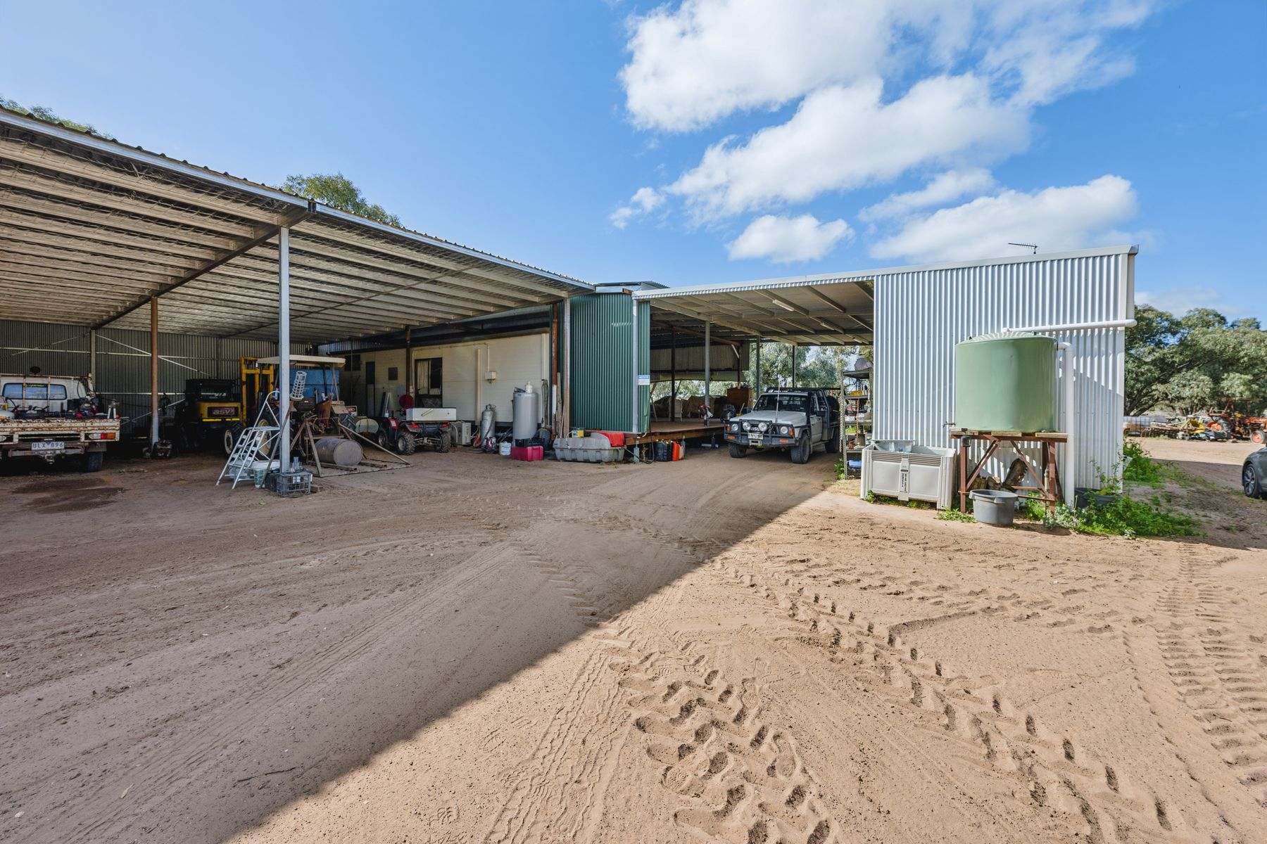 540 Stewart Road, Red Cliffs For Sale by Farmbuy.com - image 10