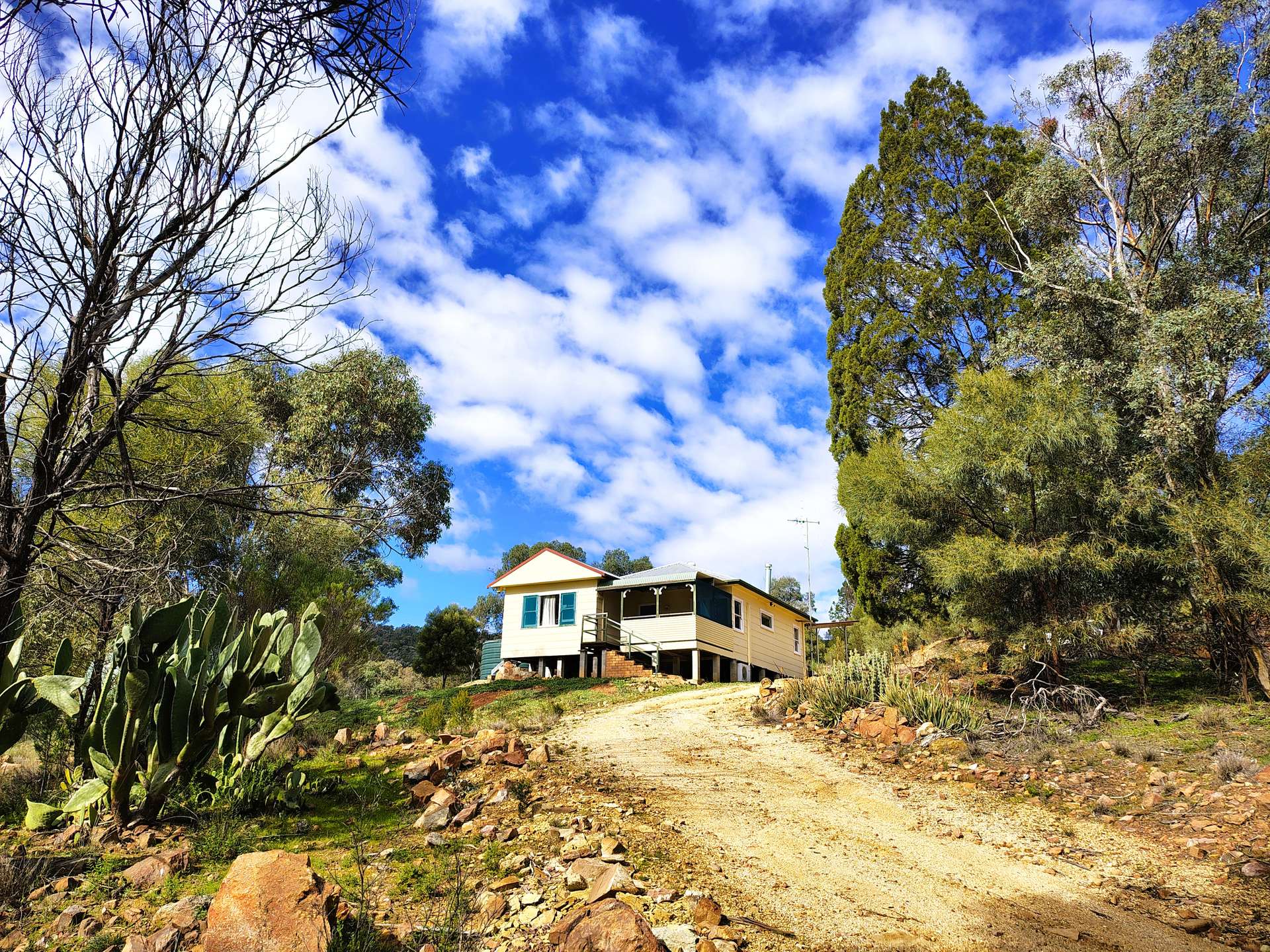 3486 Warraderry Way, Gooloogong For Sale by Farmbuy.com - image 2
