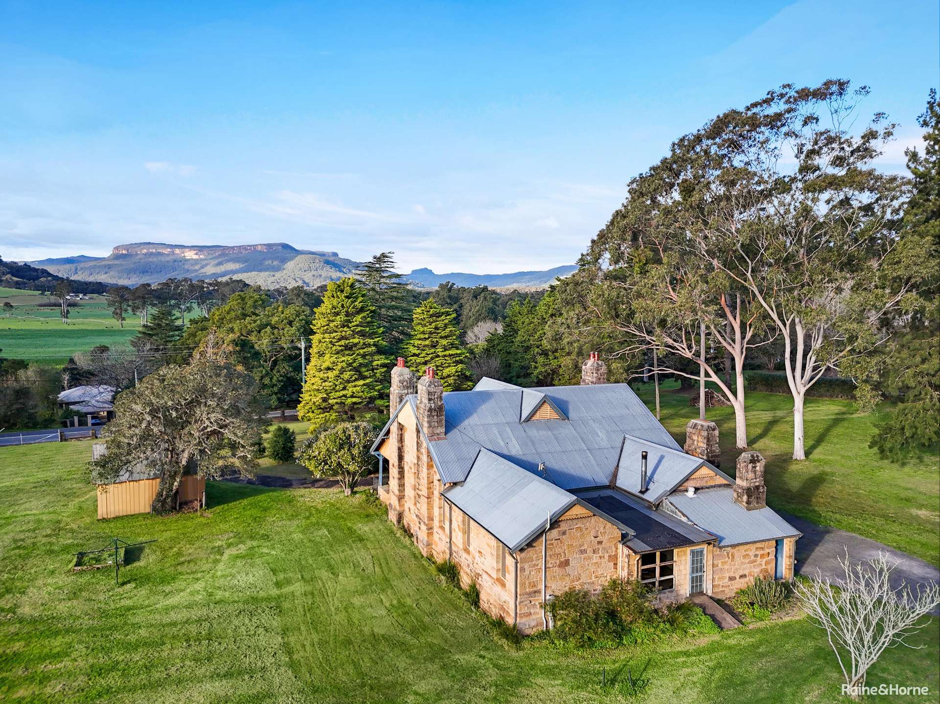 9 Rectory Park Way, Kangaroo Valley For Sale by Farmbuy.com - image 1