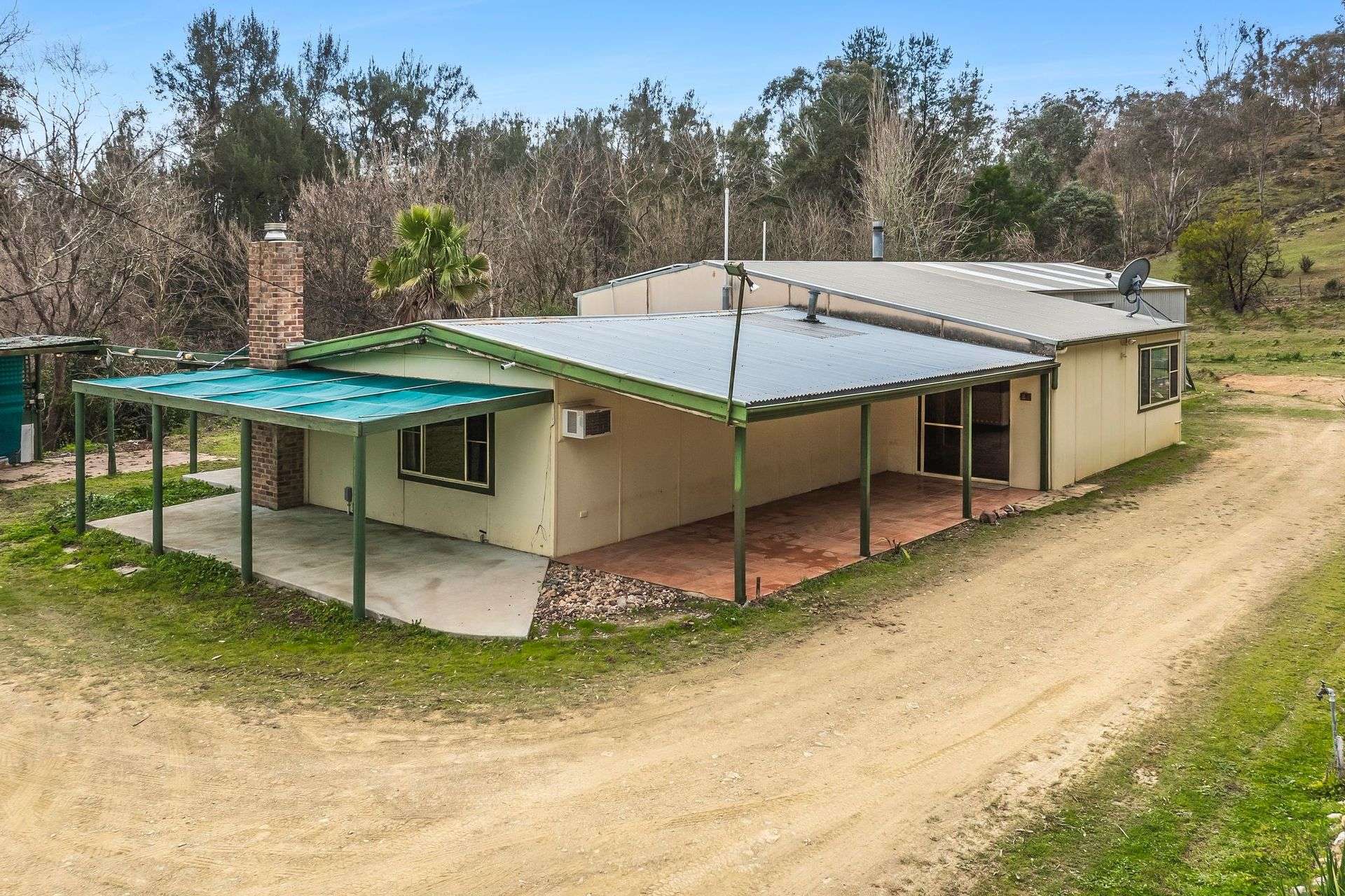 23 Bathurst Street, Tuena For Sale by Farmbuy.com - image 12