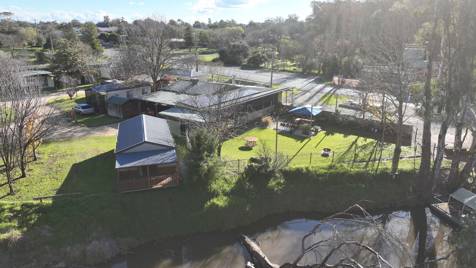 18-20 Picnic Point Road, Mathoura For Sale by Farmbuy.com - image 6