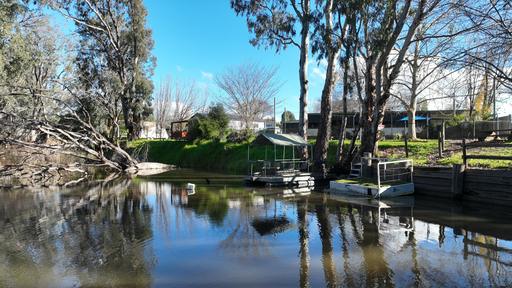 Farm For Sale - NSW - Mathoura - 2710 - Gulpa Retreat Caravan Park 