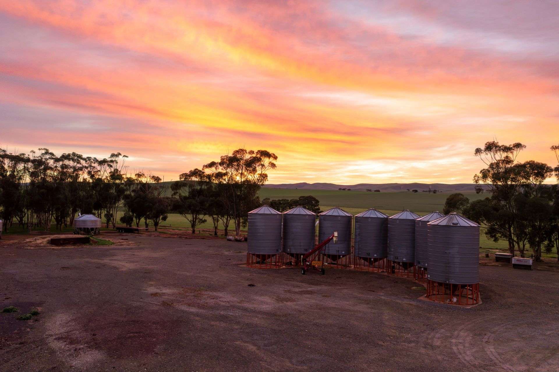 "Illawarra & Koonunga Hill Aggregation", Bagot Well For Sale by Farmbuy.com - image 10