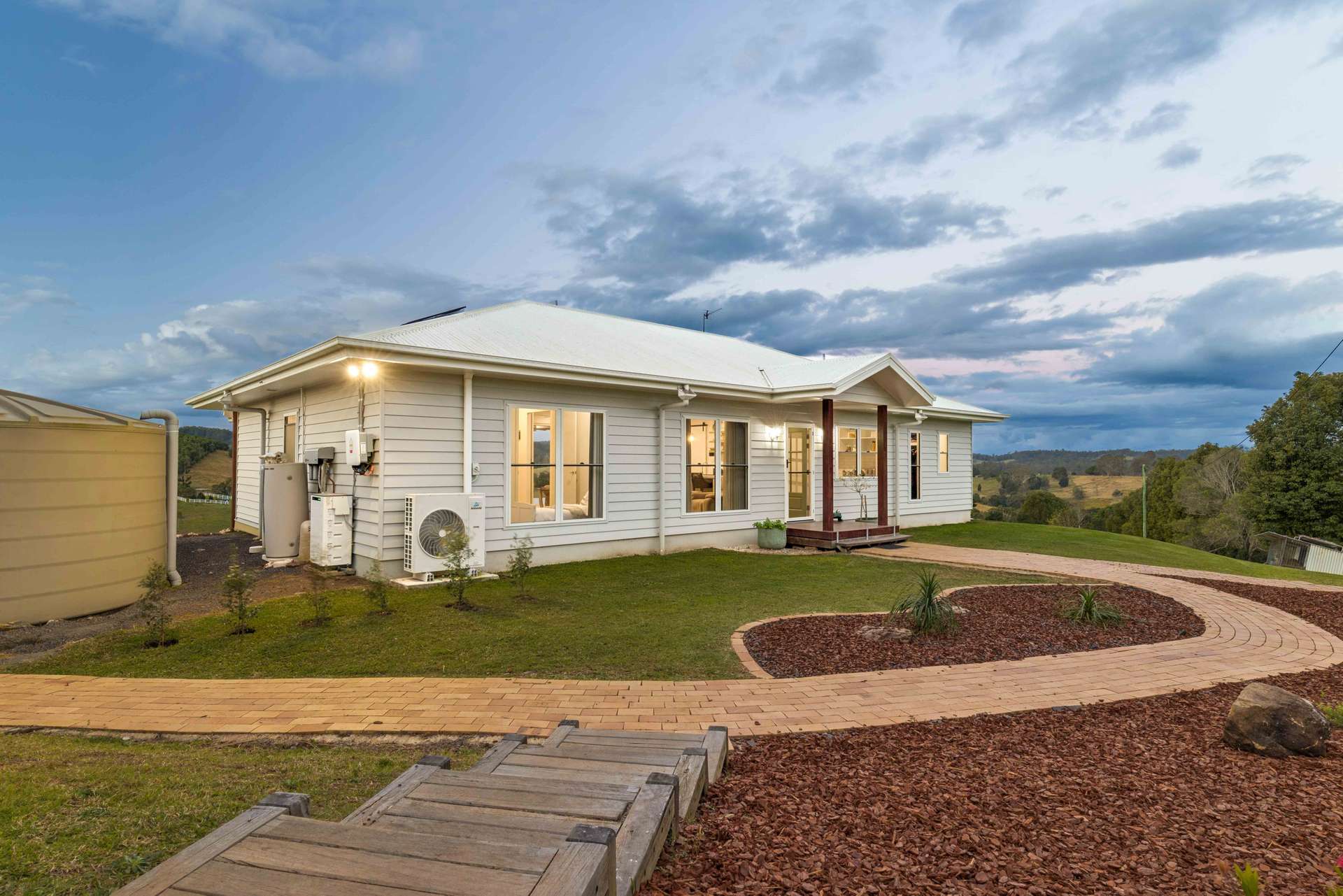 484 Old Goomboorian Road, Veteran For Sale by Farmbuy.com - image 27