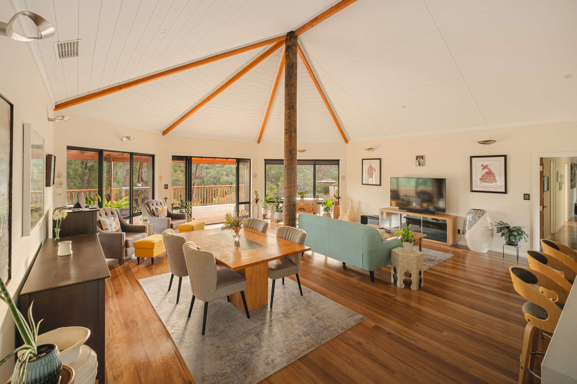 100 Grand Valley Drive, Chidlow For Sale by Farmbuy.com - image 17