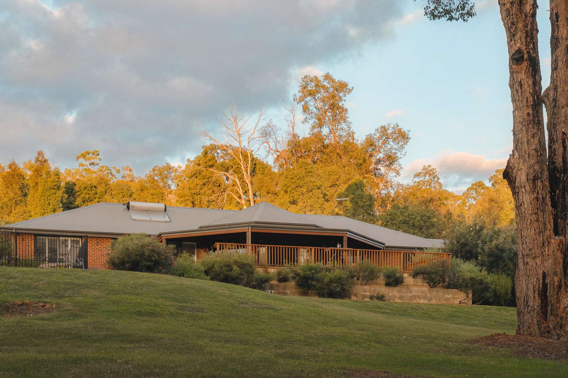 100 Grand Valley Drive, Chidlow For Sale by Farmbuy.com - image 31