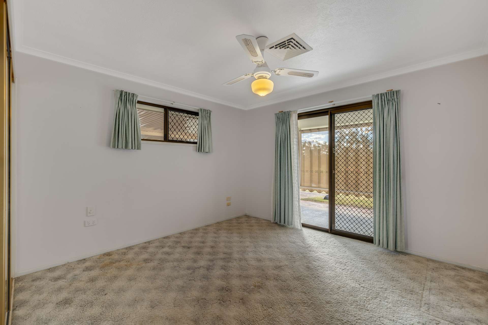 371 Woodlands Drive, Gatton For Sale by Farmbuy.com - image 8