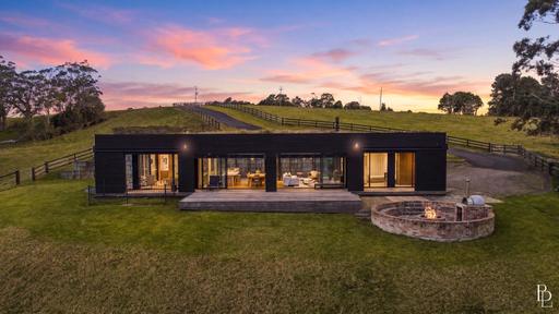 205 Tourist Road, Beaumont NSW 2577