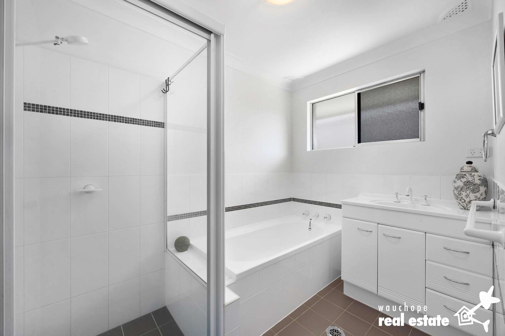 64 Koree Island Road, Beechwood For Sale by Farmbuy.com - image 15