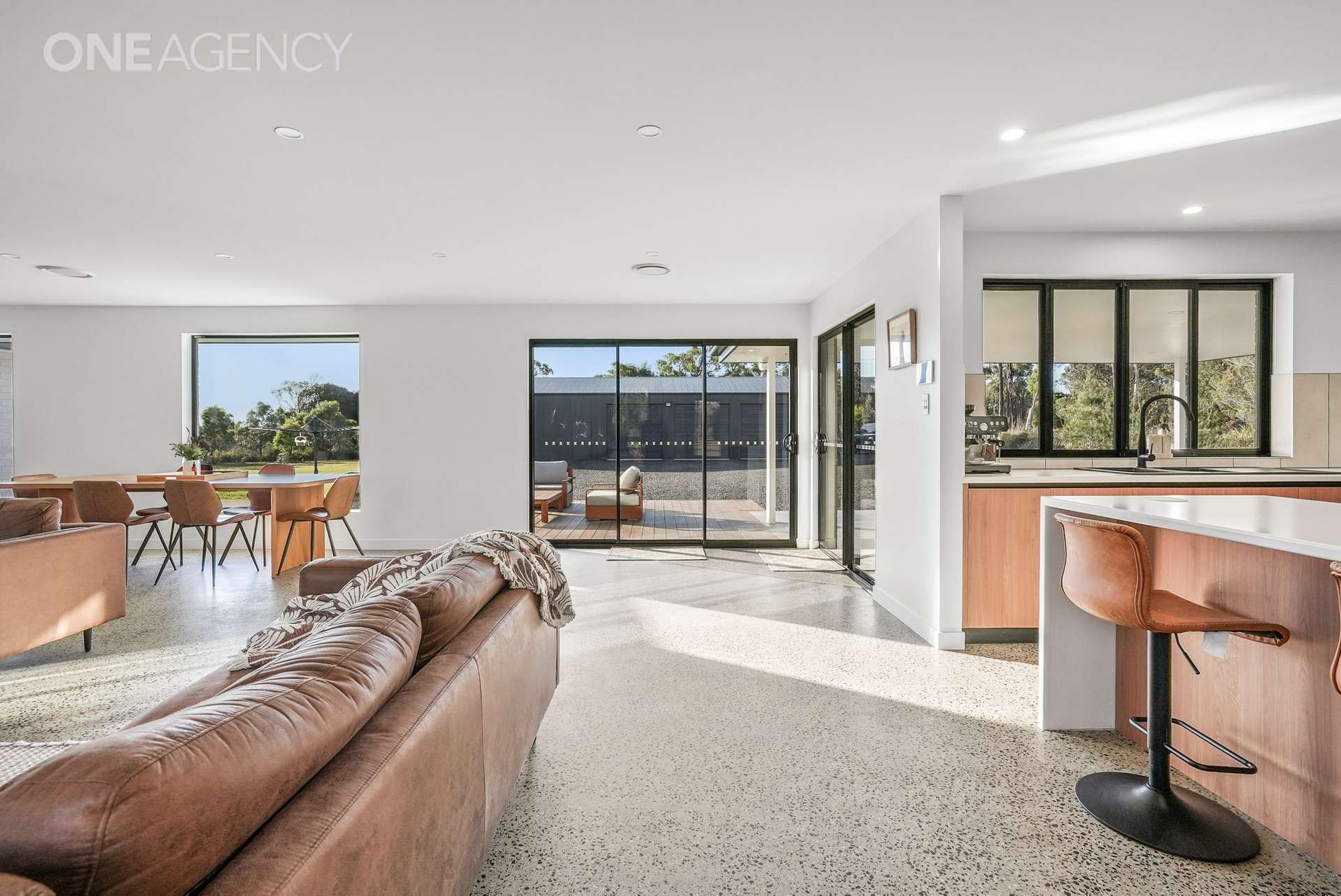 6 Neville Drive, Bridport For Sale by Farmbuy.com - image 11