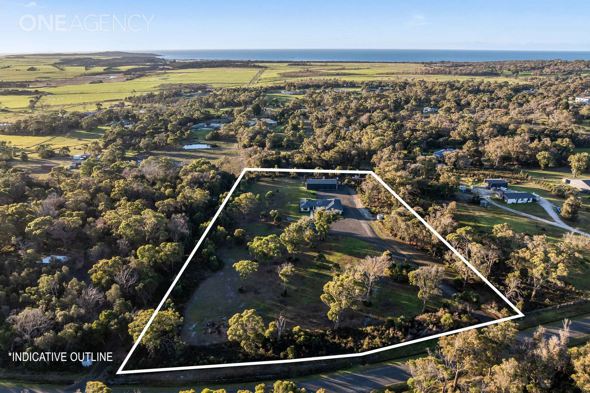 6 Neville Drive, Bridport For Sale by Farmbuy.com - image 32
