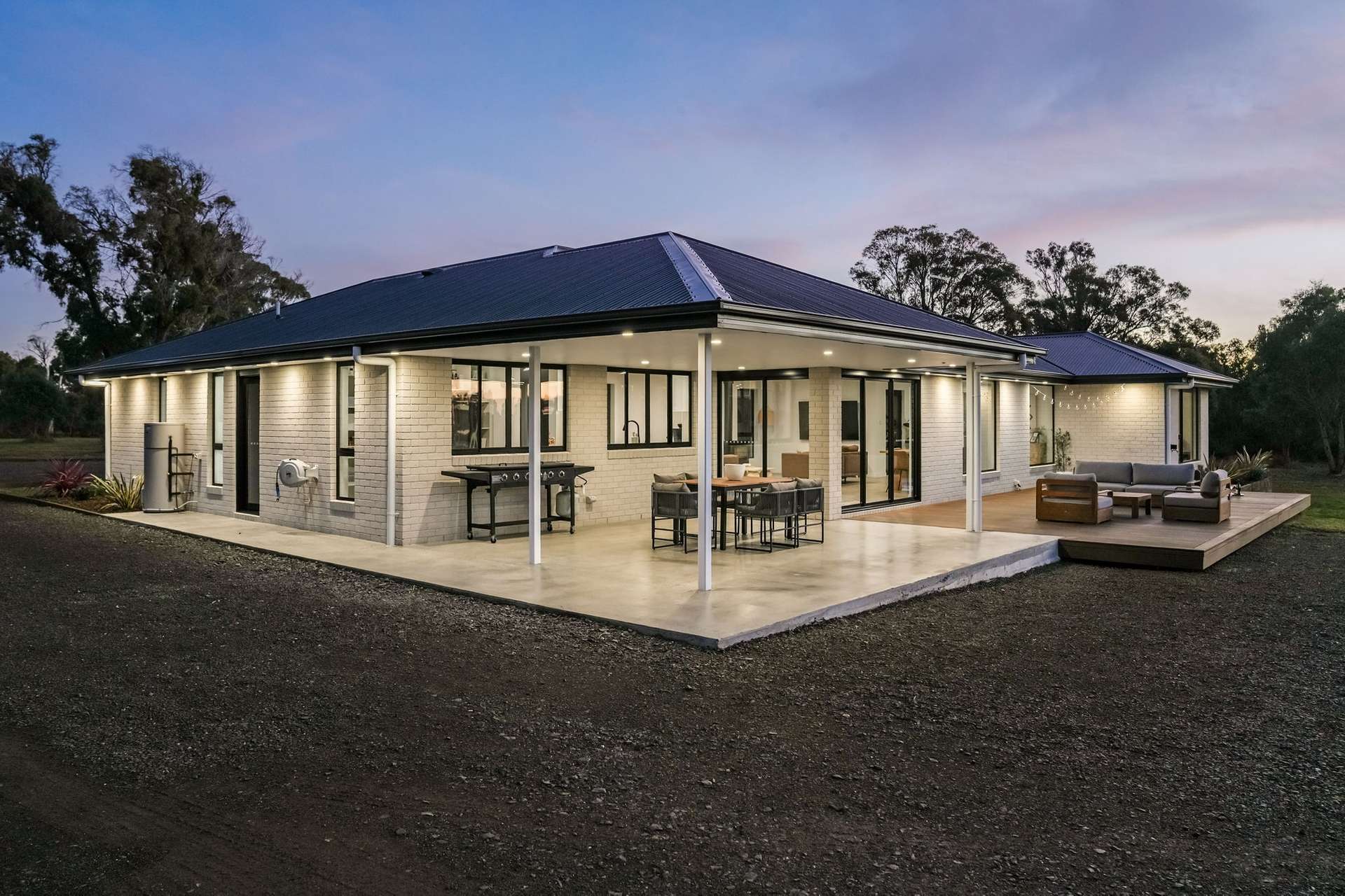 6 Neville Drive, Bridport For Sale by Farmbuy.com - image 26