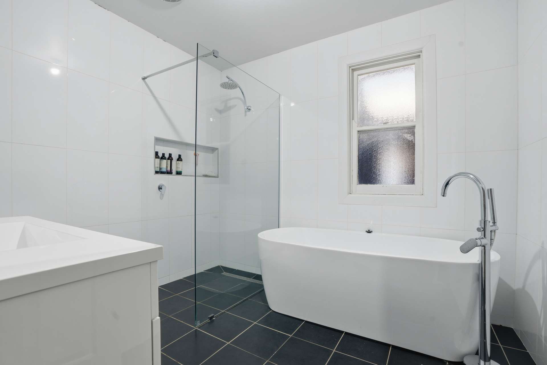 'Blairgowrie' 90 Sunset Hills Road, Neville Auction by Farmbuy.com - image 8